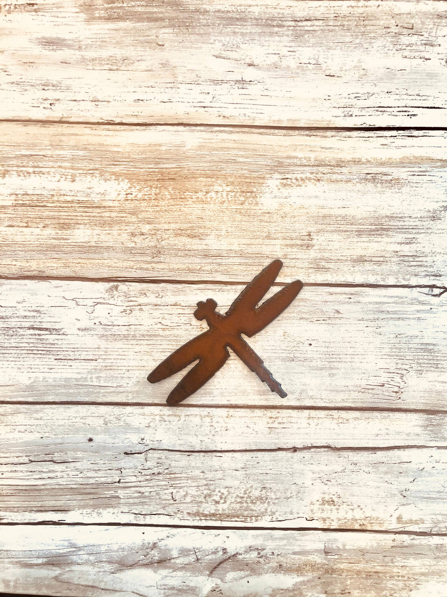 DRAGONFLY RUSTED METAL MAGNET