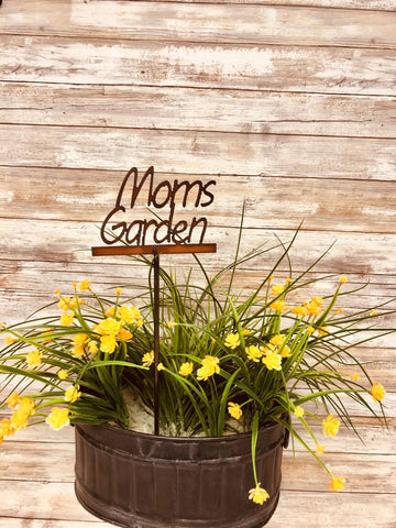 MOM'S GARDEN RUSTED PLANT STAKE